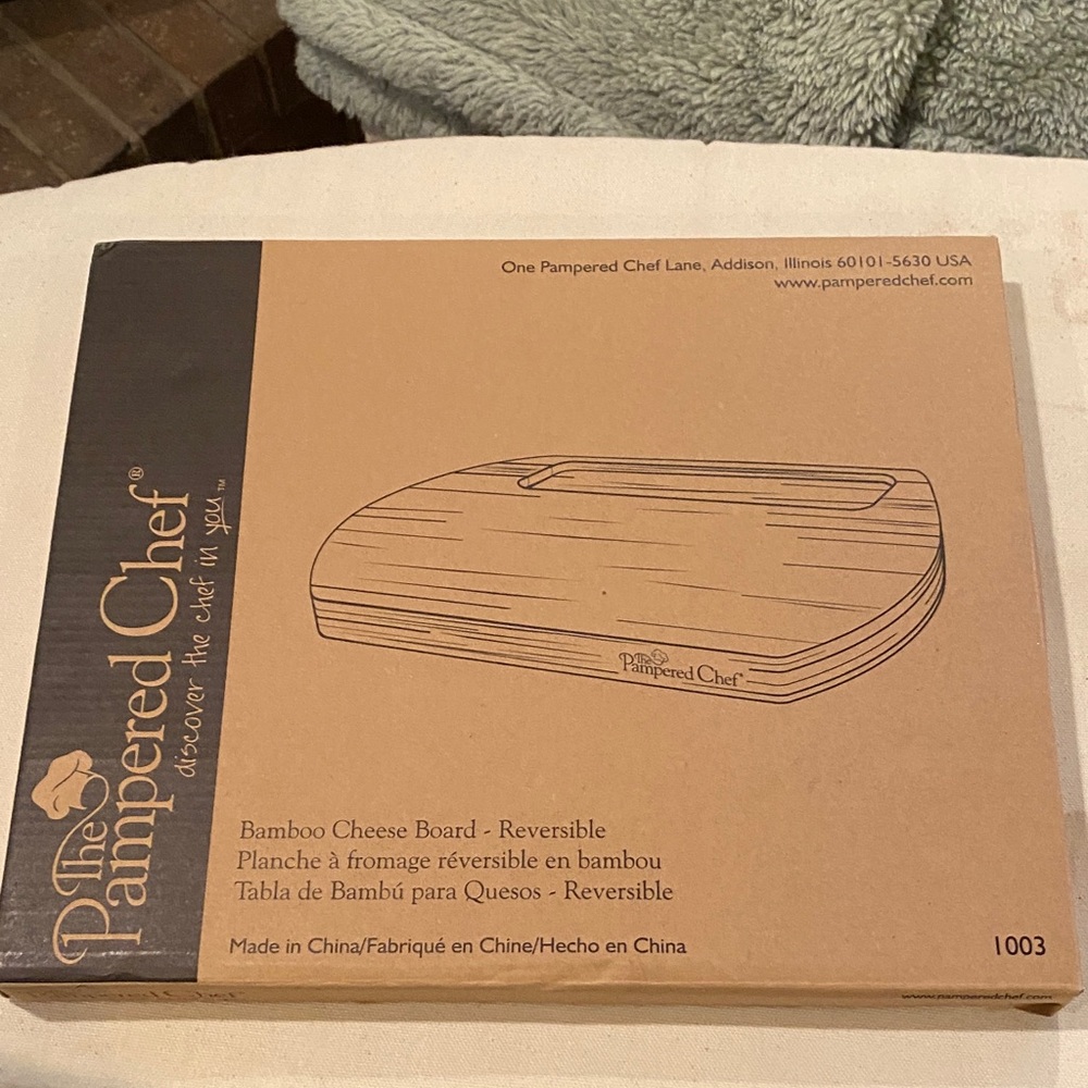 Pampered Chef Bamboo Cheese Board - Picture 2 of 3